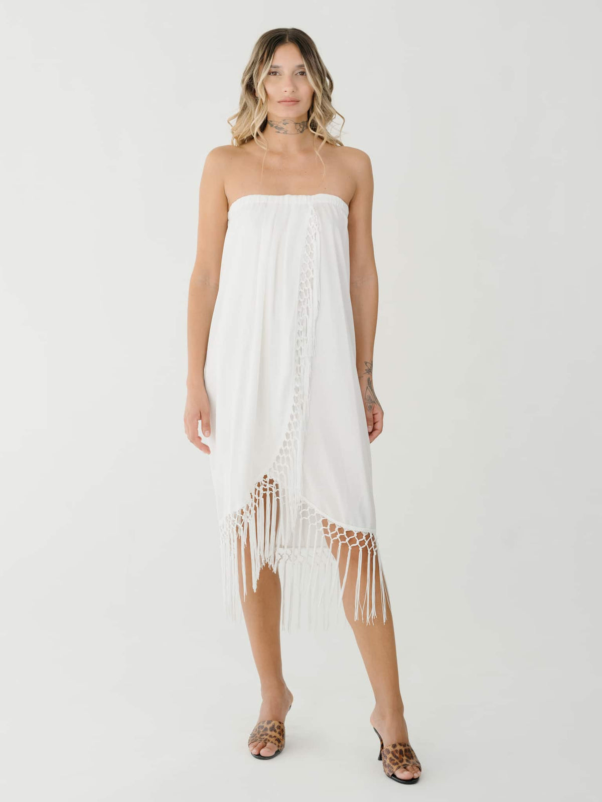 Saturn White Strapless Dress With Fringes