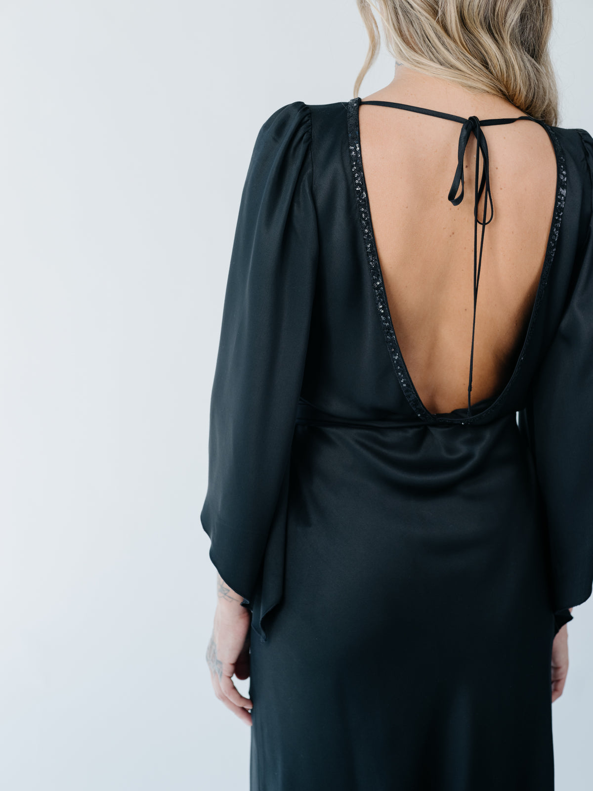 Sun Black Midi Dress With V-back