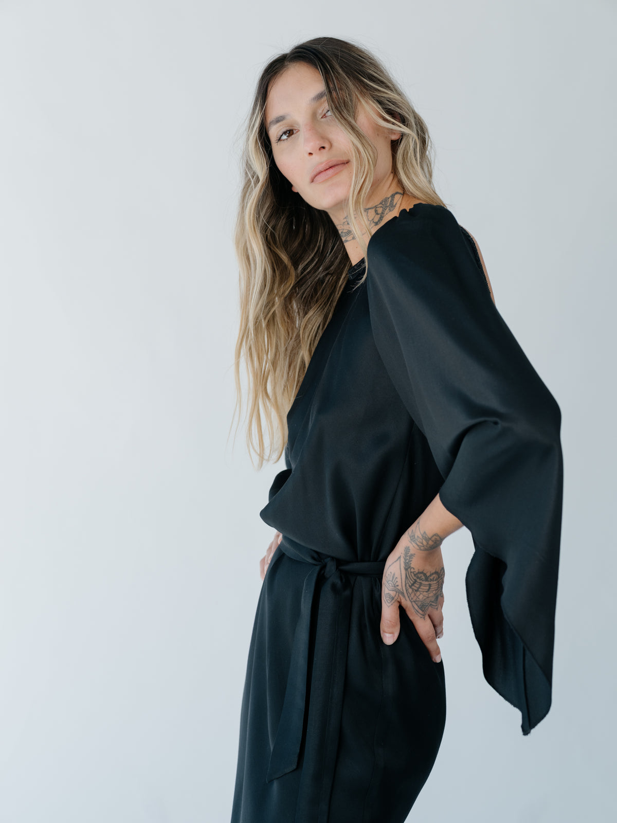 Sun Black Midi Dress With V-back