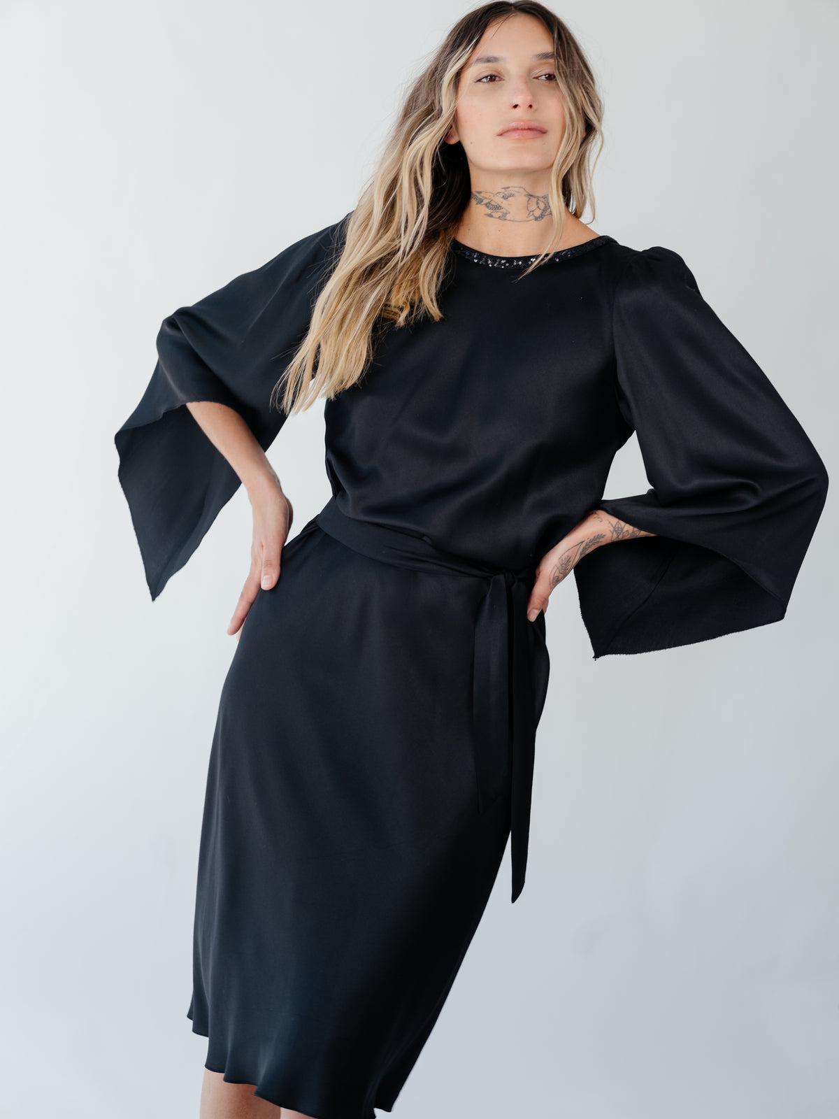 Sun Black Midi Dress With V-back